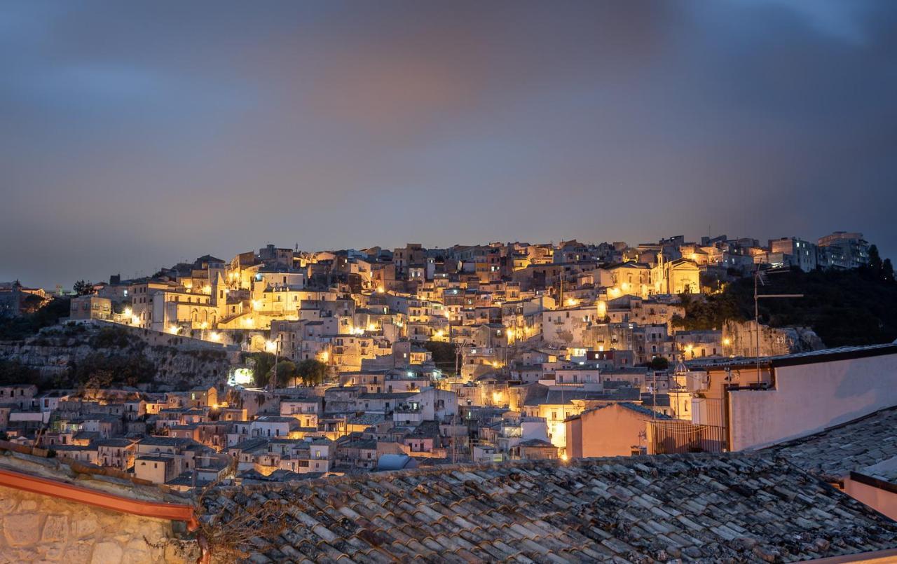 Il Baiocco -Ibla Charme Rooms Ragusa Buitenkant foto