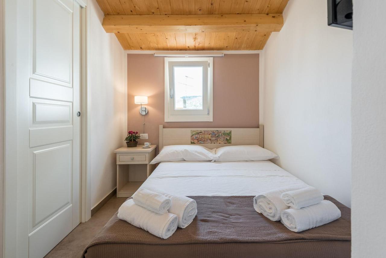 Il Baiocco -Ibla Charme Rooms Ragusa Buitenkant foto